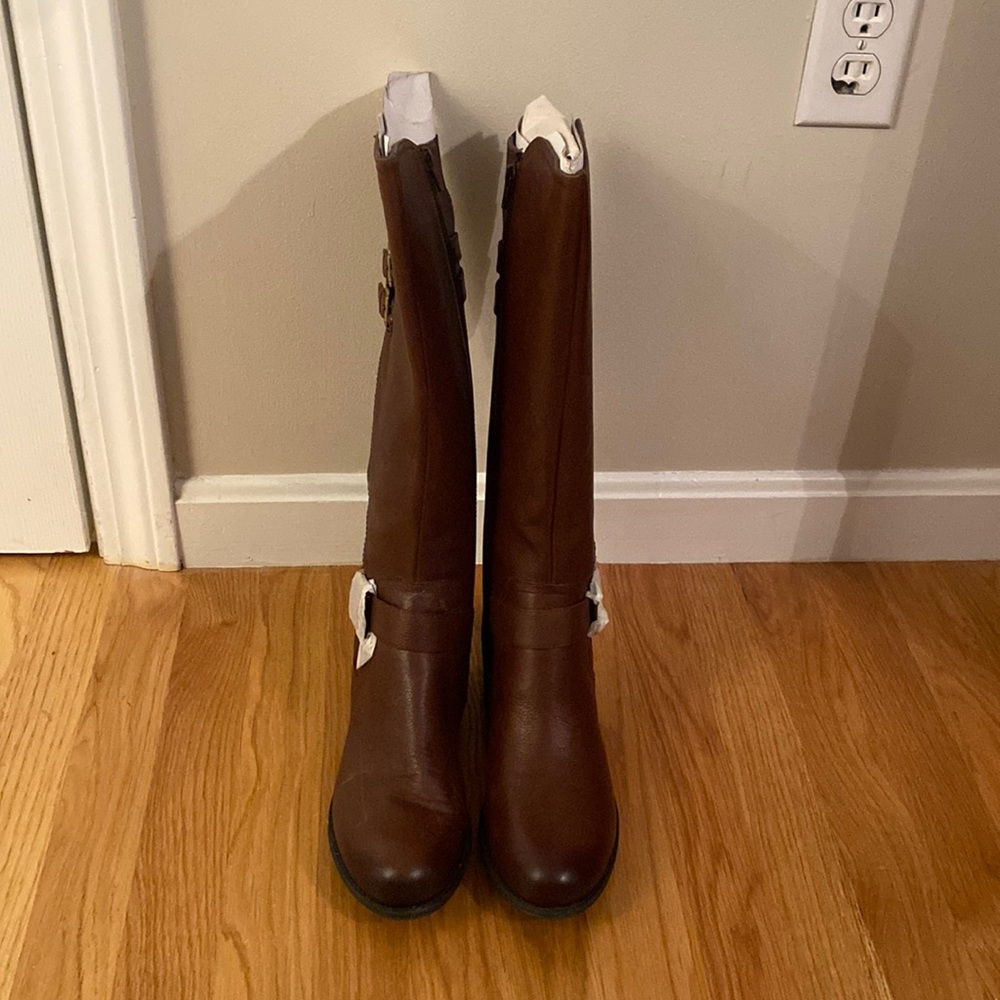 Naturalizer brown tall boots, brand new. Size 8 1/2. Jessie style. Brown.